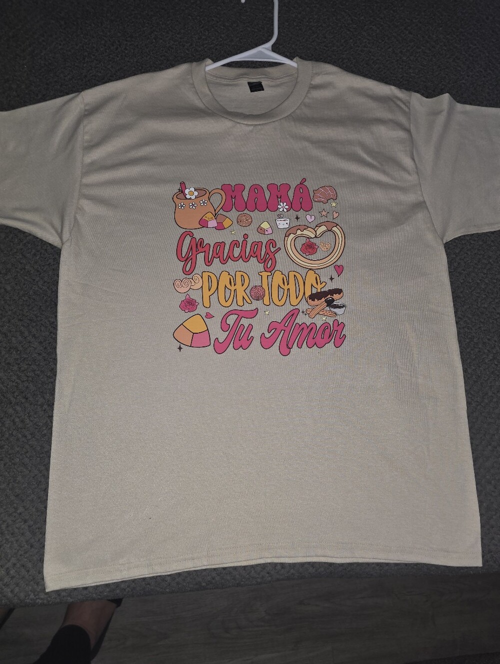 NEW " Mamá Gracias Por Todo Tu Amor" Gildan Graphic Print L